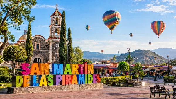 San Martín de las Pirámides Town Square